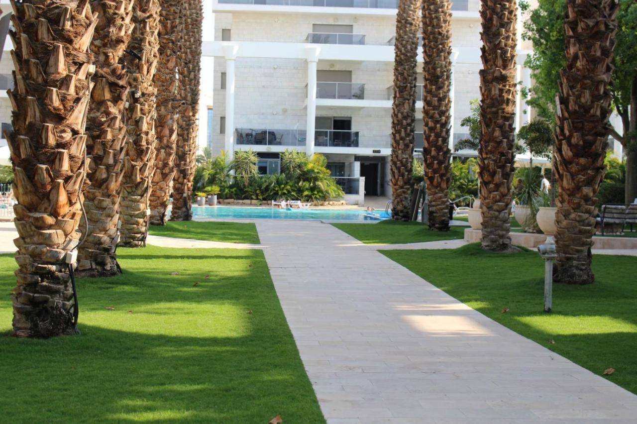 Ceasar Suite At Royal Park Eilat Esterno foto